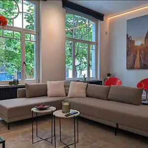 Apartment Luxe En Authenticiteit, Antwerpen